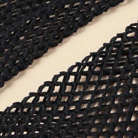 Black Fishnet Fingerless Gloves – 80s Goth Punk Costume or Rave Accessory - Picture 5 of 7